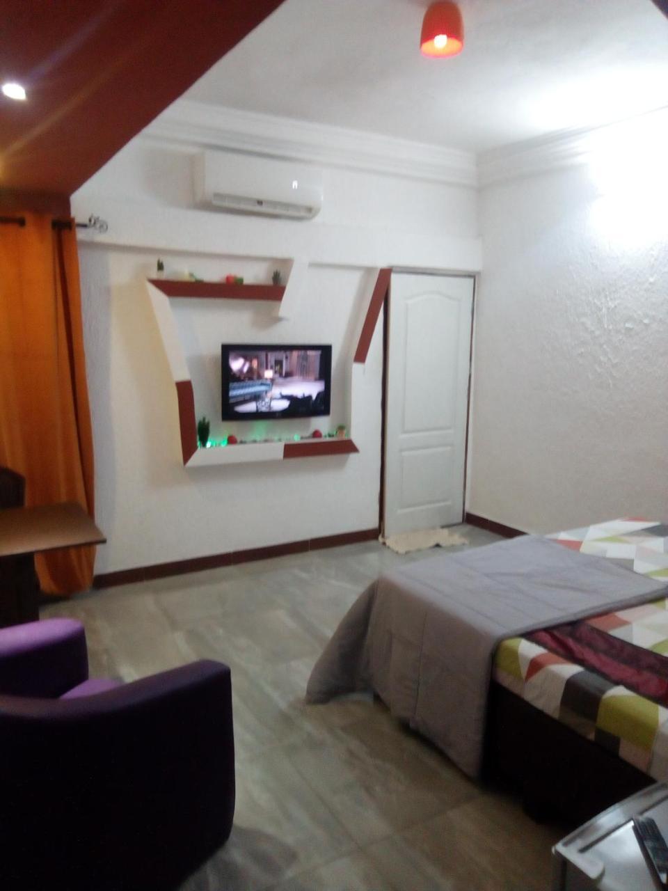 Senateur Hotel Agontinkon 코토누 외부 사진