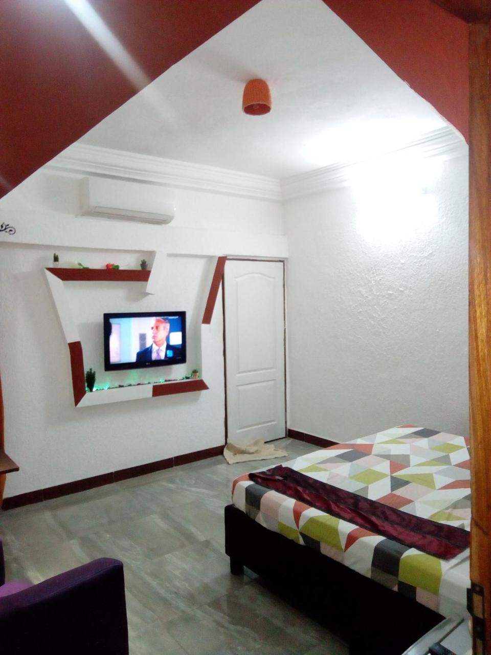 Senateur Hotel Agontinkon 코토누 외부 사진