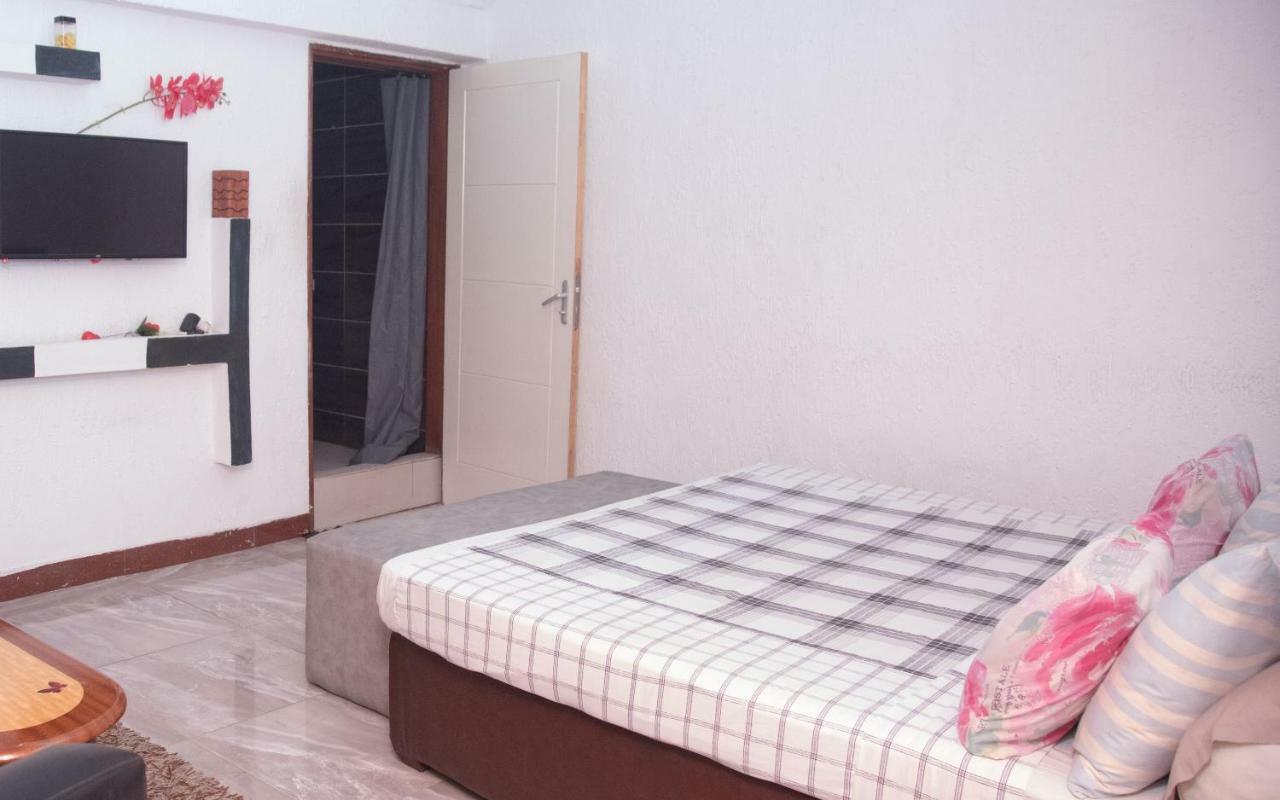 Senateur Hotel Agontinkon 코토누 외부 사진